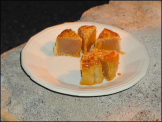 Yue Bing (Moon Cake)